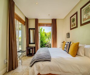 Apartment | 1 bedroom, Internet - Beautiful Apartment at the Waterfront Marina Altmore 001 (Cape Town)