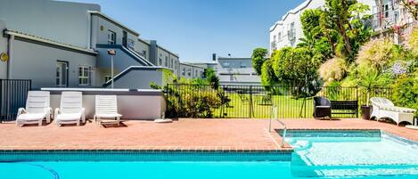 Lejlighed | 3 soveværelser, skrivebord, internet