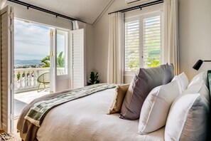 4 bedrooms, desk, Internet - Magnificent Heritage Home w Sweeping Views of the City Oranjezicht Heritage (Cape Town)