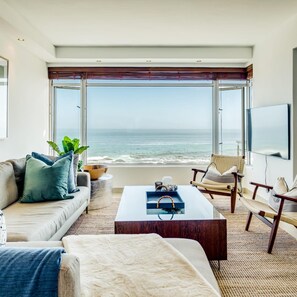 House | 2 bedrooms, desk, Internet - Uninterrupted Ocean Views in Mouille Point Atlantic Vistas (Cape Town)