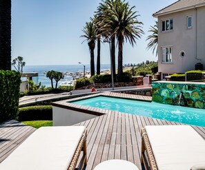 独立别墅 | 4 多间卧室、办公桌、高速上网