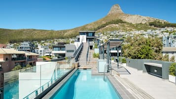 Apartment | 2 bedrooms, desk, Internet