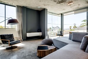 Villa | 5 habitaciones, escritorio y internet 