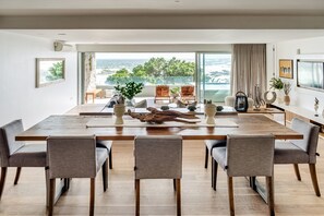 アパートメント | 3 室のベッドルーム 、デスク、インターネットアクセス