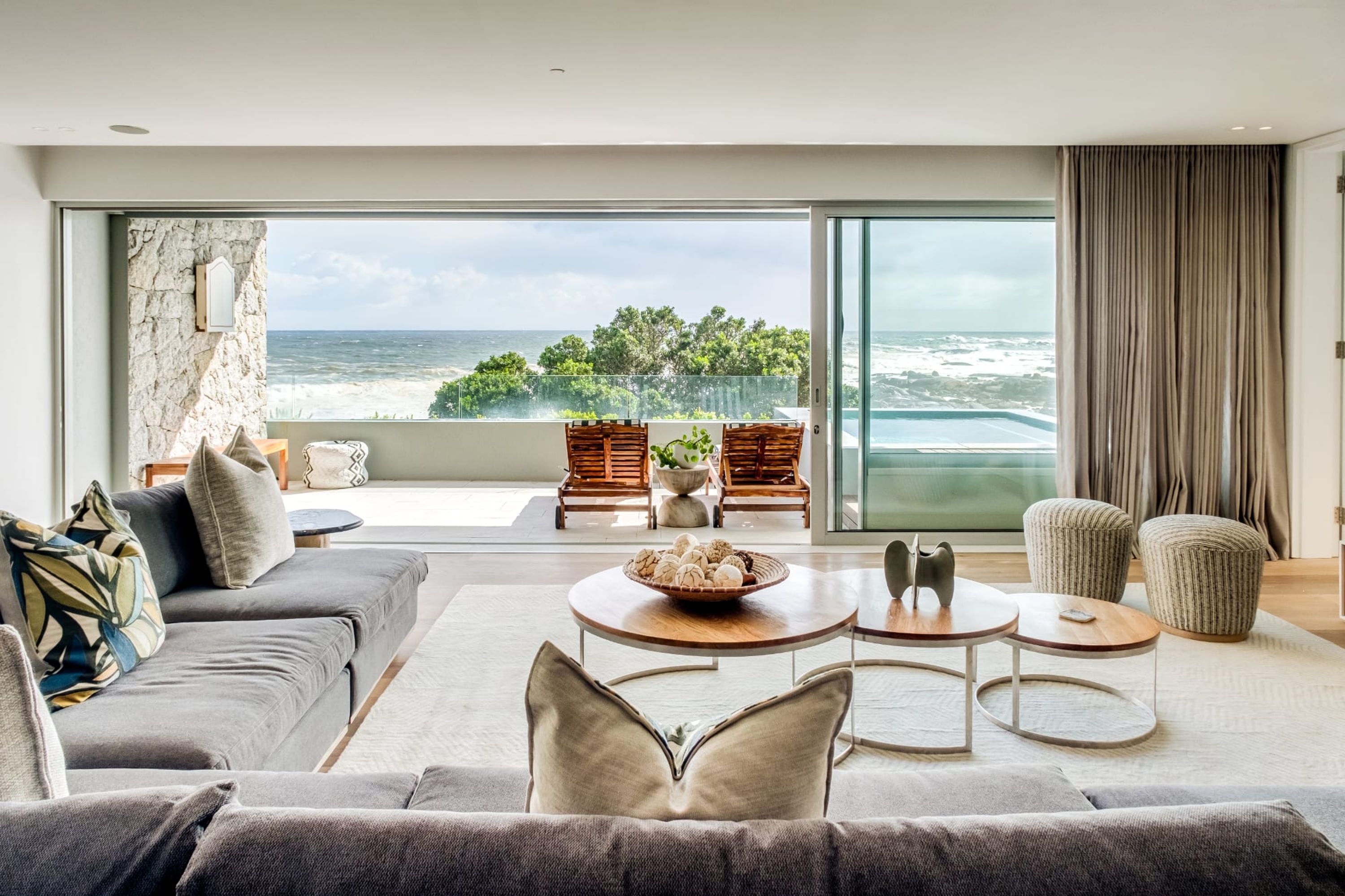 Apartment | 3 bedrooms, desk, Internet