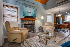 Téléviseur connecté, foyer, livres