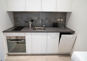 Private kitchen - New renovated 2-bedroom apartment (Riga)