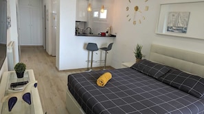 1 bedroom, iron/ironing board, WiFi, bed sheets - Comfortable Studio in Marbella With sea Views (Marbella)