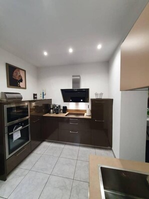 Private kitchen - Le Grand Arches - Haut de Gamme - 6 Personnes (Charleville-Mézières)