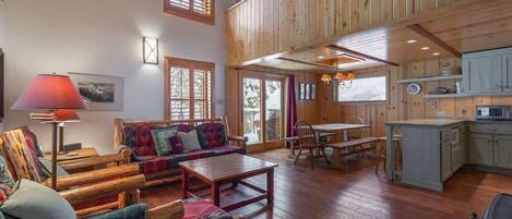 TV connectée, cheminée, jeux vidéo, lecteur de DVD