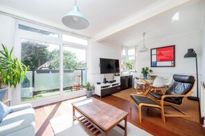 TV, offices