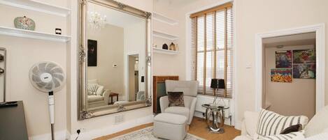 Fernseher, Arbeitsbereiche