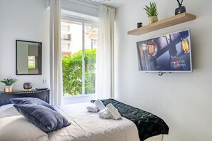 1 bedroom, iron/ironing board, free WiFi, bed sheets