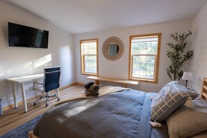 3 habitaciones, escritorio, tabla de planchar con plancha y wifi gratis 