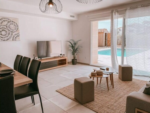 Dining - Villa Viñas Piscine Clim Plancha (Saint-Germain-de-la-Rivière)