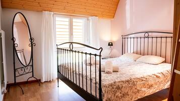 3 Schlafzimmer, Bügeleisen/Bügelbrett, WLAN, Bettwäsche