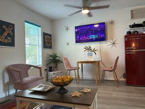 Interior - Gulf Shores Condo Near Beach & The Hangout | Pool & Pet Friendly (Gulf Shores)