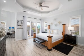 6 bedrooms, desk, iron/ironing board, free WiFi