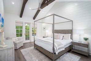 5 室のベッドルーム、アイロン / アイロン台、WiFi (無料)、ベッドシーツ