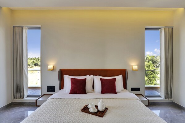 4 habitaciones, tabla de planchar con plancha, wifi y ropa de cama 