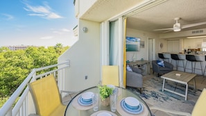 Outdoor dining - **THE OSPREY'S NEST @ SUNRISE SUITES** Condo & Pool + LAST KEY SERVICES… (Key West)