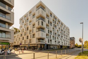 Exterior - Zabłocie Apartments Cracow by Renters (Kraków)