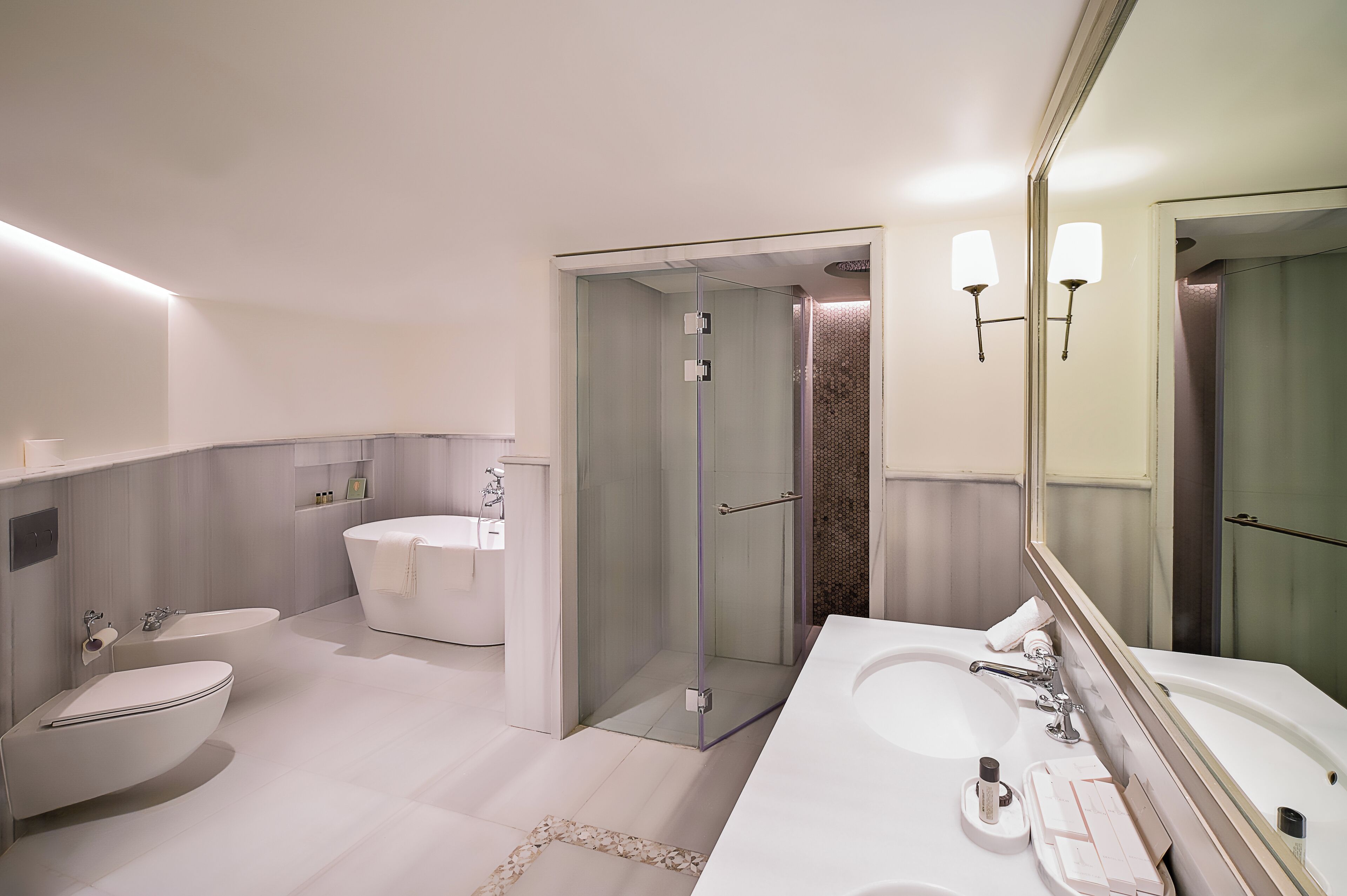 Photo - 21 High Street Residence By The Torch