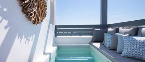 Alberca al aire libre por temporada