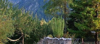 Apartma čebela with Julian Alps view in the heart of nature.