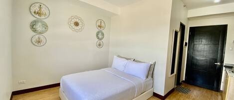 1 bedroom, WiFi, bed sheets