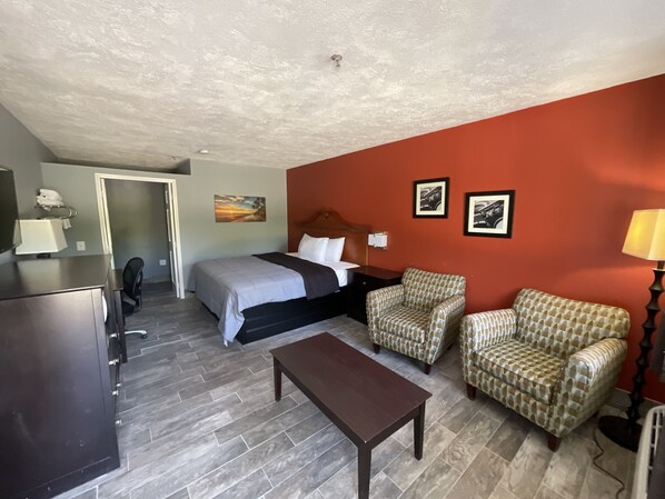 Chambre Deluxe | Literie de qualité supérieure, surmatelas, bureau, Wi-Fi gratuit