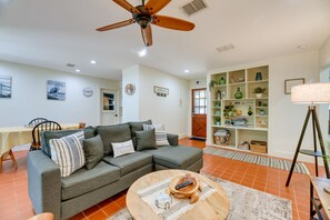 Living area - Pet-friendly Rockport Escape: 2 Mi to Beach! (Rockport)