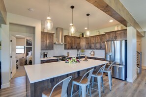 House (4 Bedrooms) | Interior - Colorado Home w/ Hot Tub! Close to Ski Resorts (Granby)