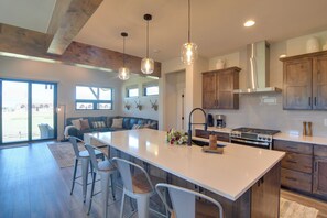 House (4 Bedrooms) | Interior - Colorado Home w/ Hot Tub! Close to Ski Resorts (Granby)