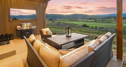 Colorado Home w/ Hot Tub! Close to Ski Resorts