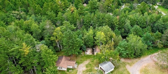 Cozy Cable Cabin Rental - Pet Friendly!