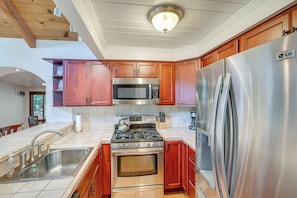 House (3 Bedrooms) | Interior - Hike, Boat & Ski: South Lake Tahoe Home (South Lake Tahoe)