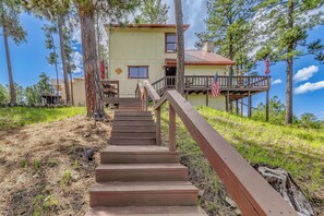 House (2 Bedrooms) | Interior - Ruidoso Cabin w/ Deck + Views: 4 Mi to Winter Park (Ruidoso)