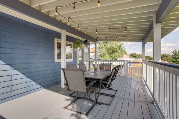 House (4 Bedrooms) | Interior - Furnished Deck + Fire Pit: Thornton Family Retreat (Thornton)