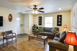 Books - Pet-friendly Republic Vacation Rental w/ Deck! (Republic)