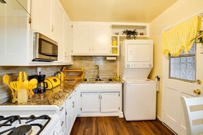 Casa (2 Bedrooms) | Interior