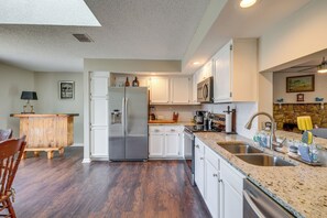 Interior - Ponte Vedra Beach Family Home: 2 Mi to Beaches! (Ponte Vedra Beach)
