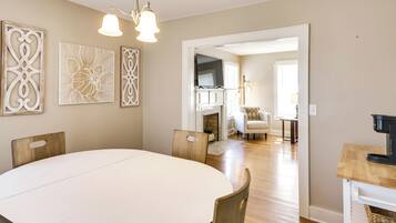 Casa (2 Bedrooms) | Interior