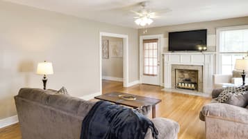 Casa (2 Bedrooms) | Interior