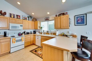 單棟房屋 (3 Bedrooms) | 內部