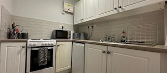 Cosy, 2 Bedroom Cottage in Guisborough Town Centre