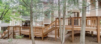 All-Season Fun! Wintergreen Resort Condo w/ Views