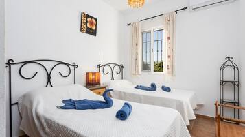 2 chambres, fer et planche Ă repasser, lit parapluie, Wi-Fi