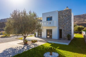 Exterior - Villa Livis 1 - Two Bedroom Villa, Sleeps 6 (Rhodes)