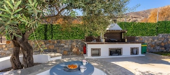 Villa Livis 1 - Two Bedroom Villa, Sleeps 5